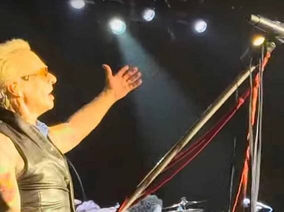 David Lee Roth mocks 