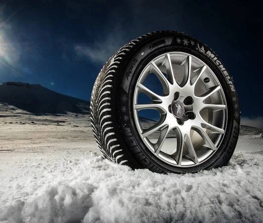 Pirelli Scorpion Ice & Snow 235/60 R17 102 H