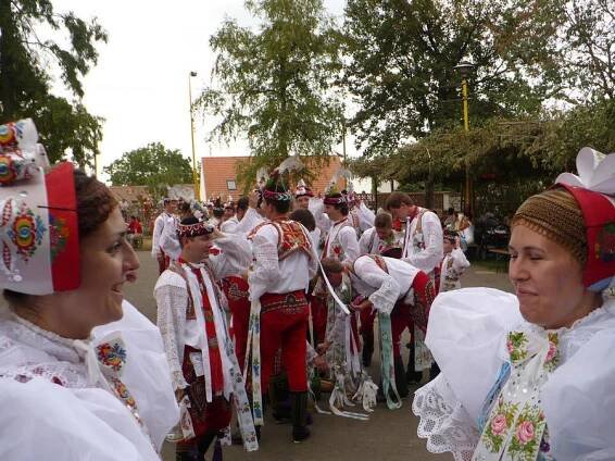 Hody 2007 - hodová neděle - Oficiální stránky obce Mikulčice