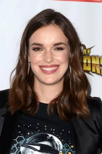 Top 50 Celebrities with Gummy Smiles