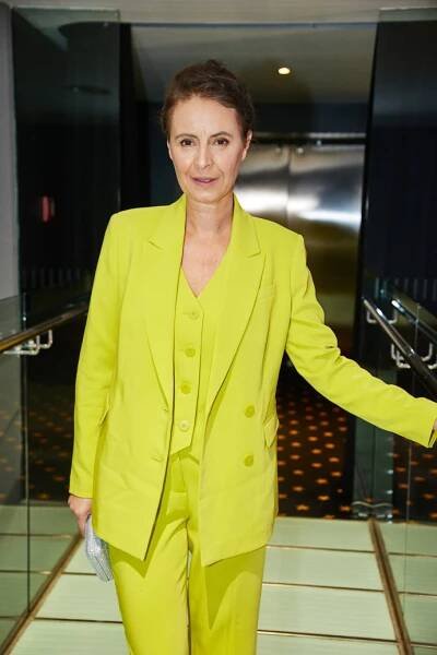 FOTO: Lenka Vlasáková žije s hercem Janem Dolanským. – stránka 38