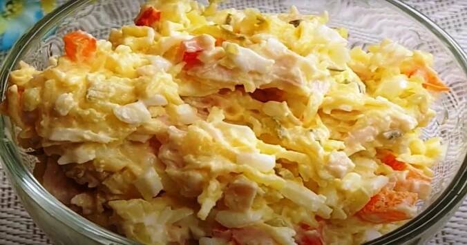 Teta z Francie mě naučila nový recept: Tento salát v Česku ještě nikdo nejedl. Pár surovin a báječná večeře je na stole - nepřiberete ani deka