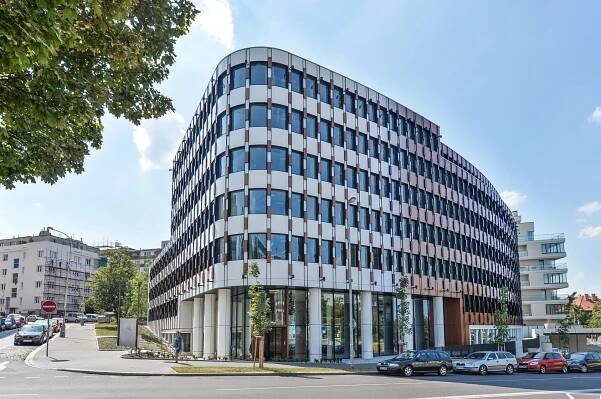 Lomnického, Nusle - Praha 4 | Pronájem, Administrativní budova, 208 m²