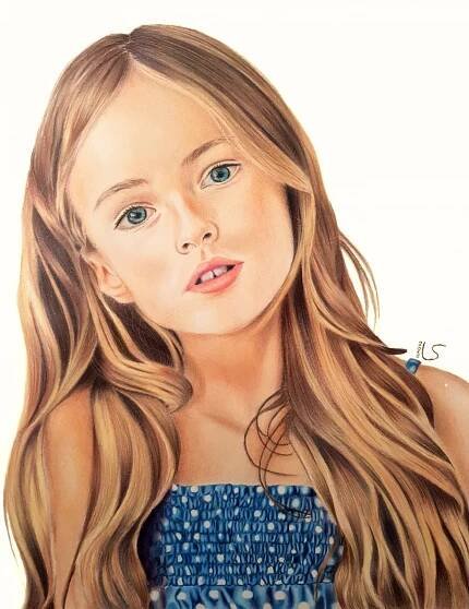 Portrait de Kristina Pimenova aux crayons de couleurs par Laurie Sénacq