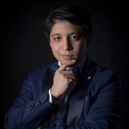 Iván Ayón-Rivas - Opera Rara