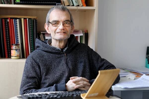 Český politológ Barša: Analógia s Hitlerovým Nemeckom je mylná. Rusko je po všetkých stránkach upadajúca veľmoc — Denník