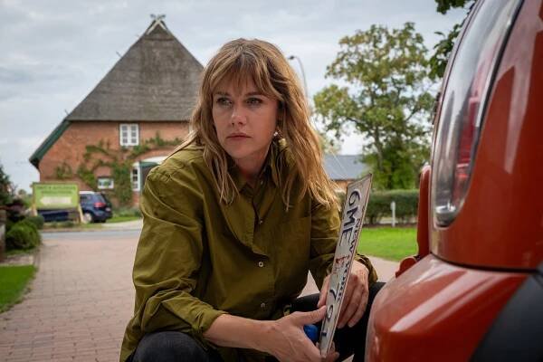 Neuer Wind im Alten Land - Gestrandet - Z filmu - Felicitas Woll
