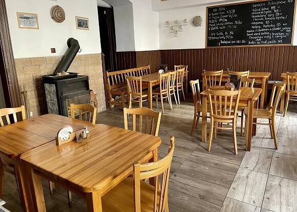 Voucher na 500 Kč na cokoliv v restauraci U Olmerů: italské dobroty, pochutiny k pivu i gril