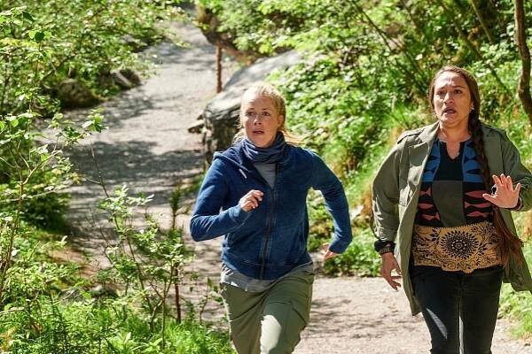 Marie fängt Feuer - Ungewisse Zukunft - Z filmu - Christine Eixenberger, Lo Rivera