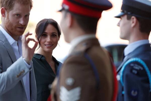 Meghan je těhotná. Dítě se narodí na jaře, šlechtický titul mu udělí královna