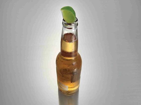 Make Your Life Easier With The Simposh Lemon Slicer | Effortlessly Create Lemon & Lime Wedges In Seconds For Food & Beverages