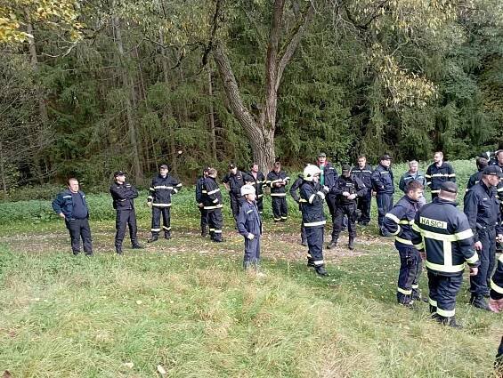Námětové cvičení hasičů v Krakovci - Oficiální stránky obce Malinová