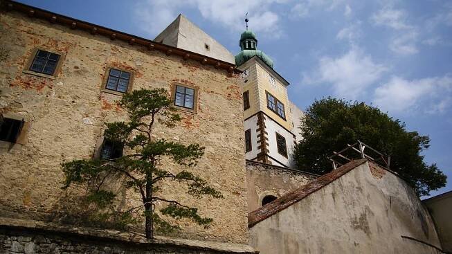 Hrad Buchlov: vstup(né), otevírací doba, tipy, zajímavosti