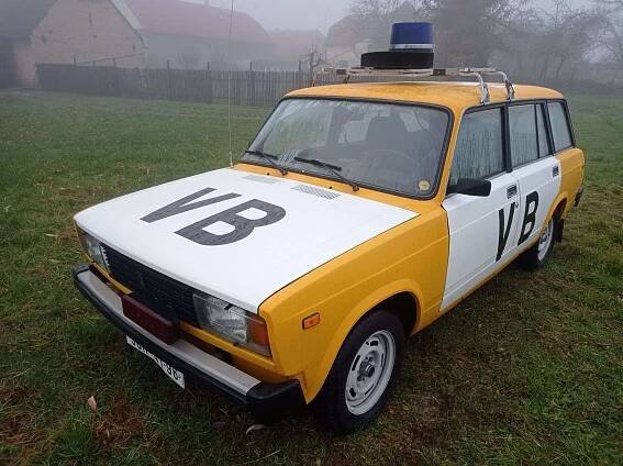 VAZ 2104 – Obvodní Oddělení Veřejné Bezpečnosti Strnadice