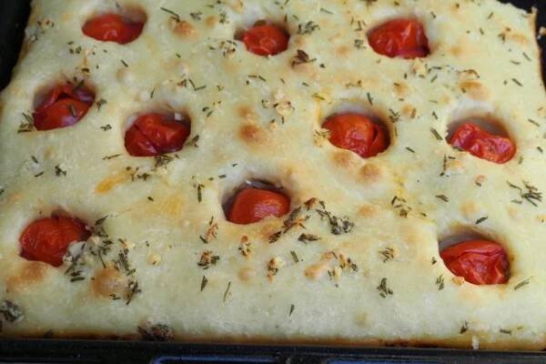 Foccacia s rajčaty a rozmarýnem | foto: Dáša Kubíková,  Český rozhlas
