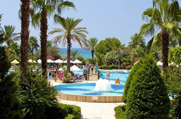 Hotel Terrace Beach Resort, Turecko Side - 9 445 Kč Invia