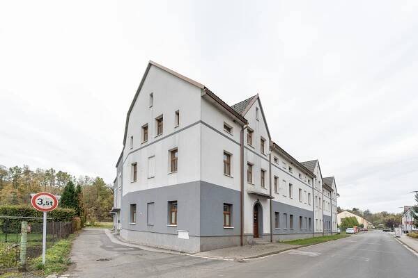 Pronájem bytu 2+kk 56 m², Mladé Buky
