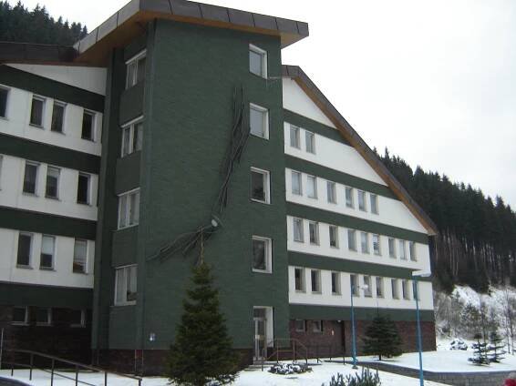 Soubor:Dlouhe Strane budova.jpg – Wikipedie
