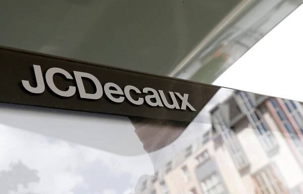 Logo společnosti JCDecaux | iROZHLAS - spolehlivé zprávy