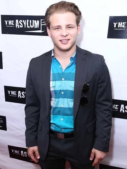 jonathan-lipnicki