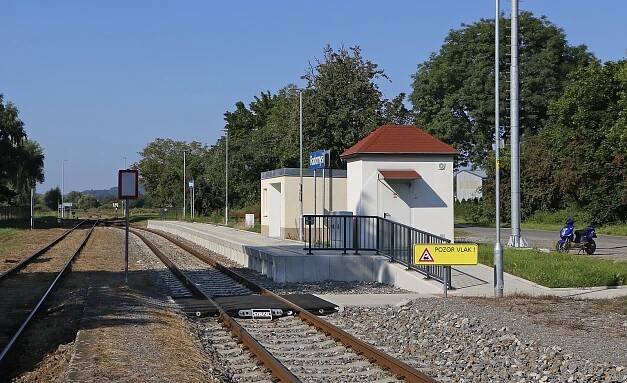 Radomyšl (nádraží) – Wikipedie