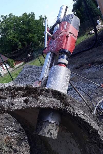 Provrtaná skruž