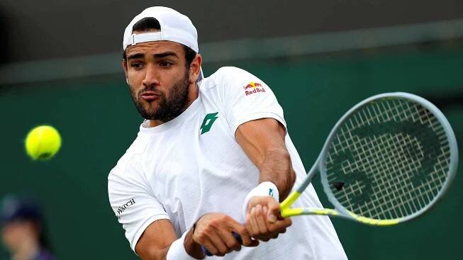 Matteo Berrettini's Racket - What Does He Use? - Perfect Tennis