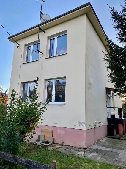 Výběrové řízení na prodej rodinného domu Letiště: Otrokovice