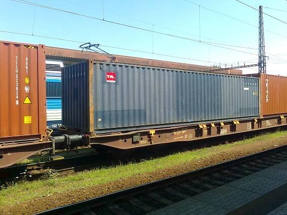 Kontejnery-pardubice-20-7-18-b