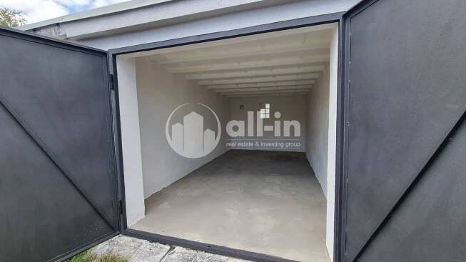 Prodej garáže 18 m2, Vyškov