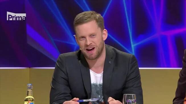 Zlatá maska: Jakub Prachař podezírá mámu i tátu. Je rodičům blíž, než si myslí?