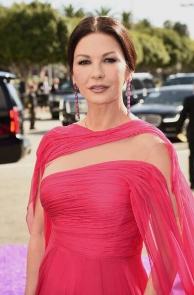 Catherine Zeta-Jones Feet Wallpapers