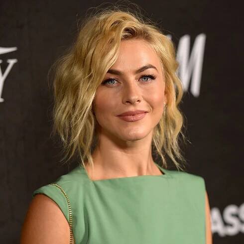 Julianne Hough on How Endometriosis Helped Her Step Into Her Power