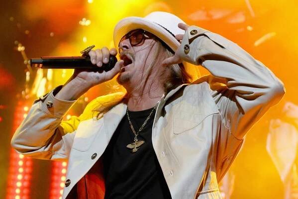 Kid Rock Mocked for Photo of Him Drinking Bud Light With Drag Queen