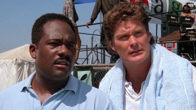 Pobřežní hlídka - Atentát - Z filmu - Gregory Alan Williams, David Hasselhoff