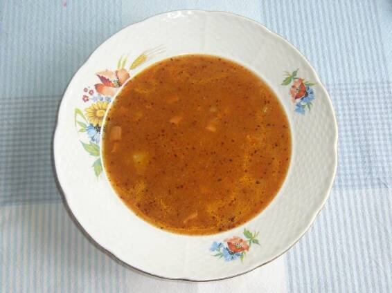 Recept: Polévka gulášová