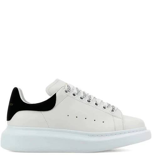 Sneakers aus Wildleder
