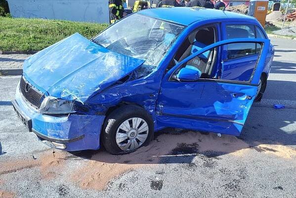V Jevíčku došlo k dopravní nehodě autobusu a osobního automobilu