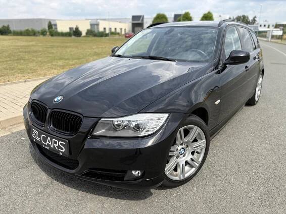 Kliknutím otevřete velkou fotografii BMW 318