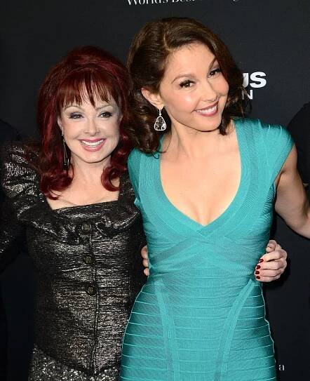 Ashley Judd Details Final Day With Mother Mom Judd: ‘I Have Both Grief and Trauma From Discovering Her’