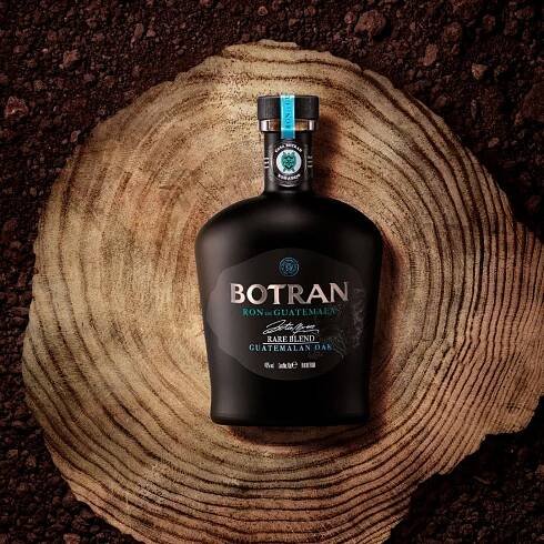 Recenze rumu Botran Rare Blend Guatemalan Oak