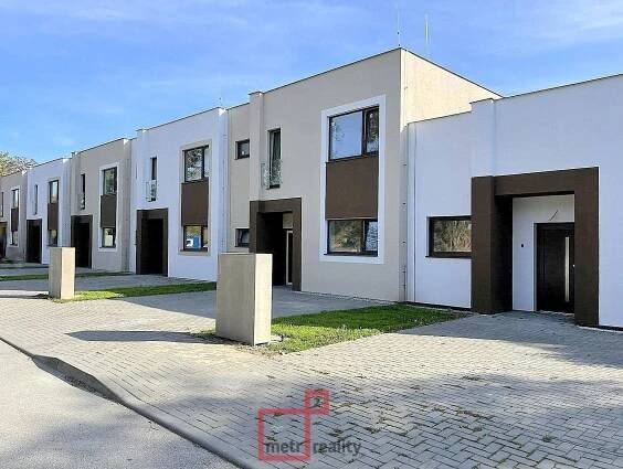 Rodinný dům k pronájmu, Olomouc Kopřivová, 162 m² | Realitní kancelář metr2 reality Olomouc
