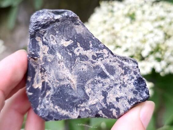 Obsidián surový z Mexika 177g - naturshop.cz