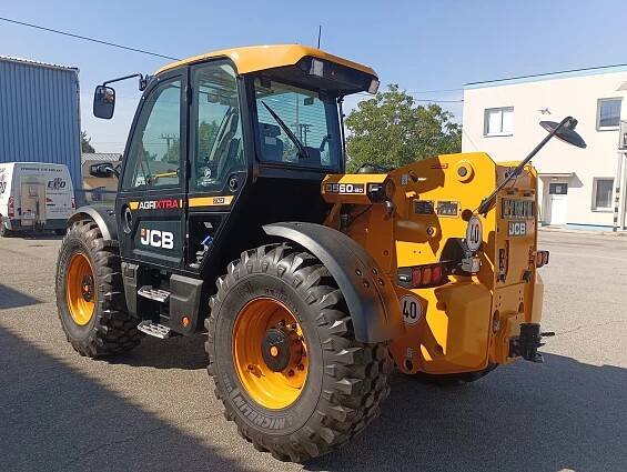 Teleskopický manipulátor JCB 560-80 AGRI XTRA Stage V - Fast agri s.r.o.