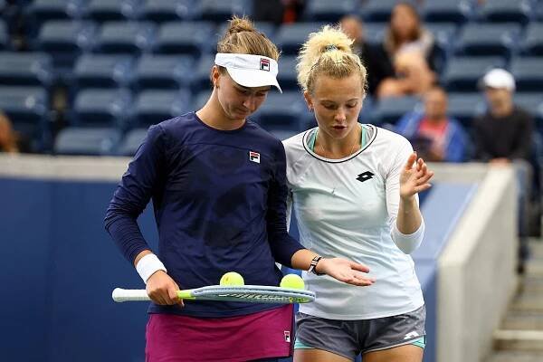 Už jen jedna výhra. Krejčíková se Siniakovou jsou poprvé ve finále US Open