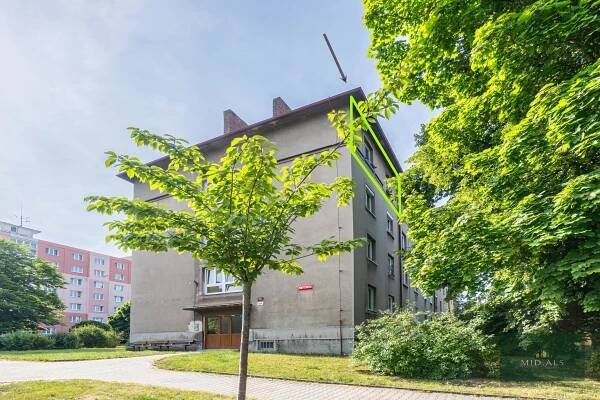 Prodej zrekonstruovaného bytu 1+1, 30 m2, 4.p., Partyzánská ul.