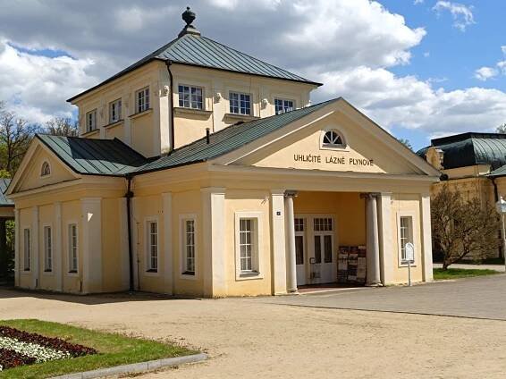 Výlet - Světce, Cheb, Františkovy Lázně - 27. 4. 2024 - Oficiální stránky obce Lužany