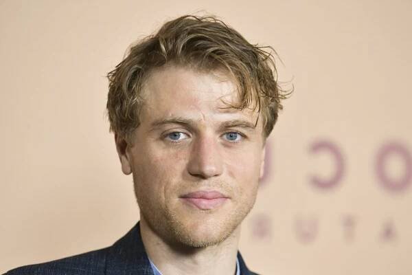 20 Facts About Johnny Flynn
