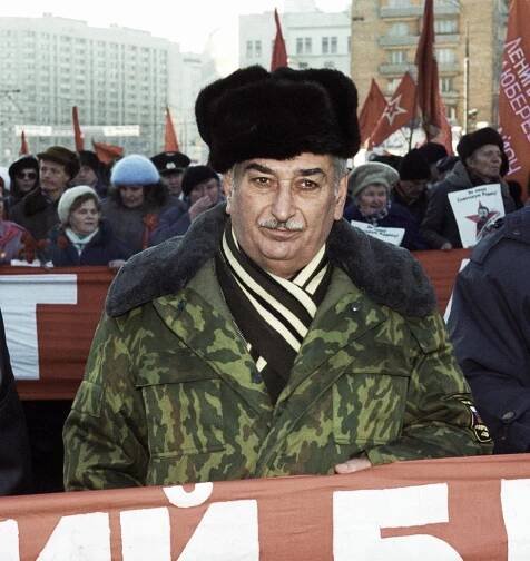 Stalinův vnuk: Děda byl jako Ježíš Kristus, Putin nemá mozek!