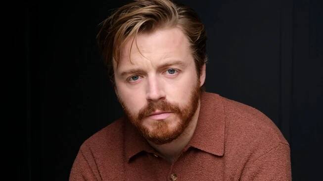 ‘Slow Horses’ Star Jack Lowden Talks Working With His Heroes—and Those Inevitable Bond Rumors